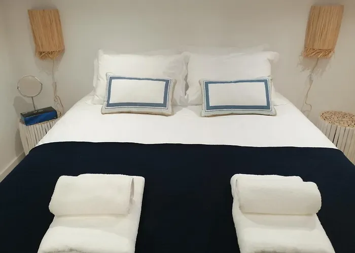 Casa Corisca - Stylish, Cosy, Location In The Heart Of Hébergement de vacances District de Faro